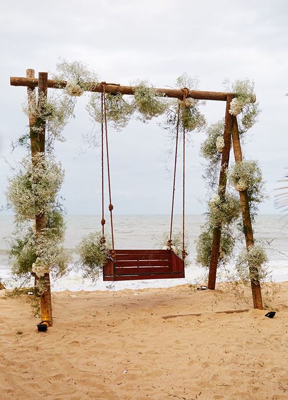 Swings can be an ethereal addition to your wedding 
