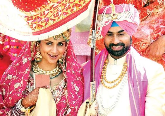 Celebrities like Gul Panag wore their mother's bridal wear for their wedding.