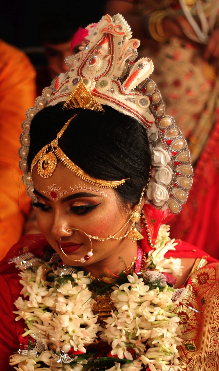 Getting Married? Know The Hindu Auspicious Wedding Dates In 2025!