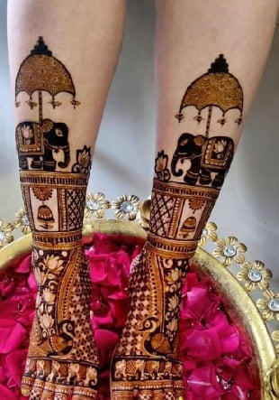 Elephant mehndi designs are common among royal brides.
