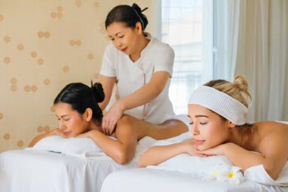 Relief stress with a spa bachelorette.