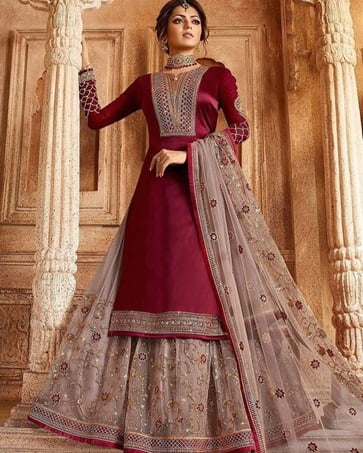 Pastel colors and classic red suits have dominated the bridal fashion market for a long time.