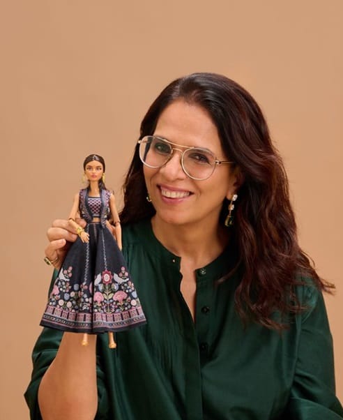 Anita Dongre is known for her eco-conscious approach and love for Indian crafts. 