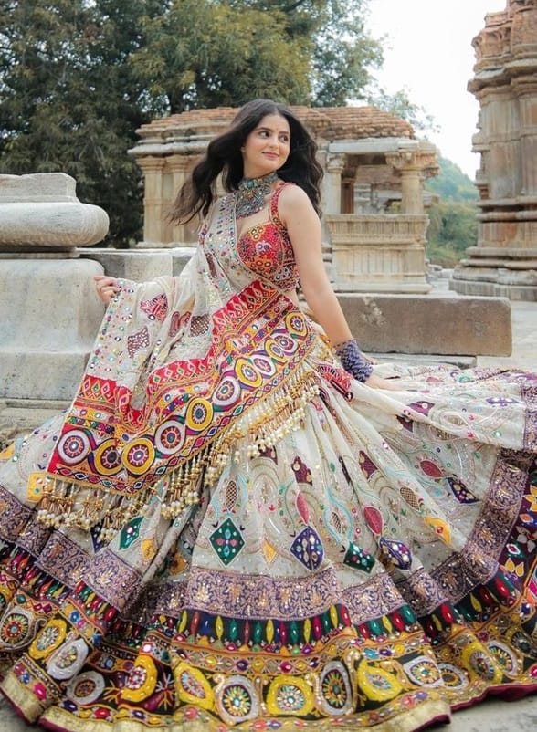 Go for a multi-color lehenga without a second thought. 