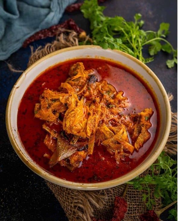 The tender mutton soaked in flavors and spices will feel like a tasty reward for your taste buds!