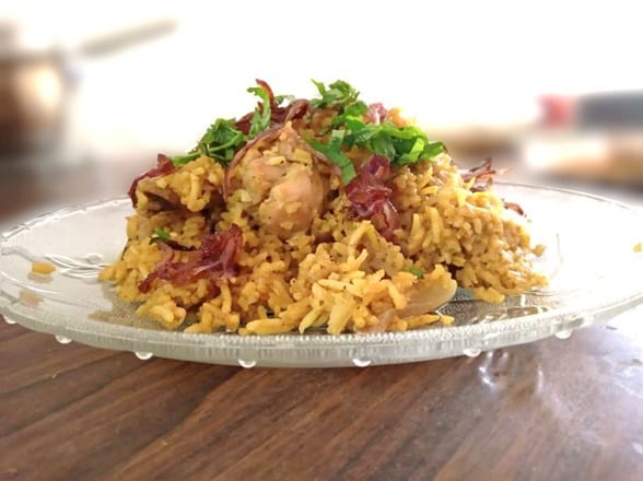 Try the savory Yakhni Pulao with meat broth.